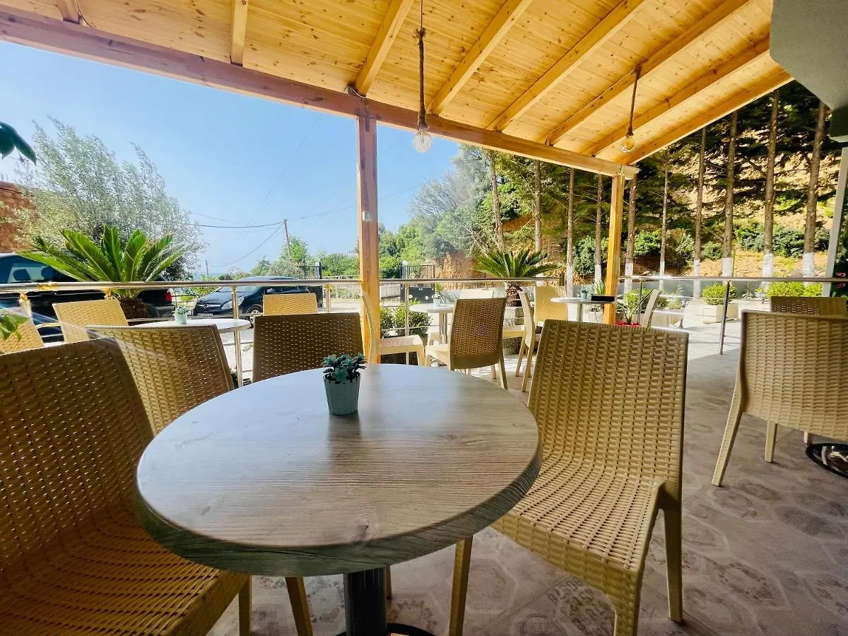 Vila3 Hotel Vlorë