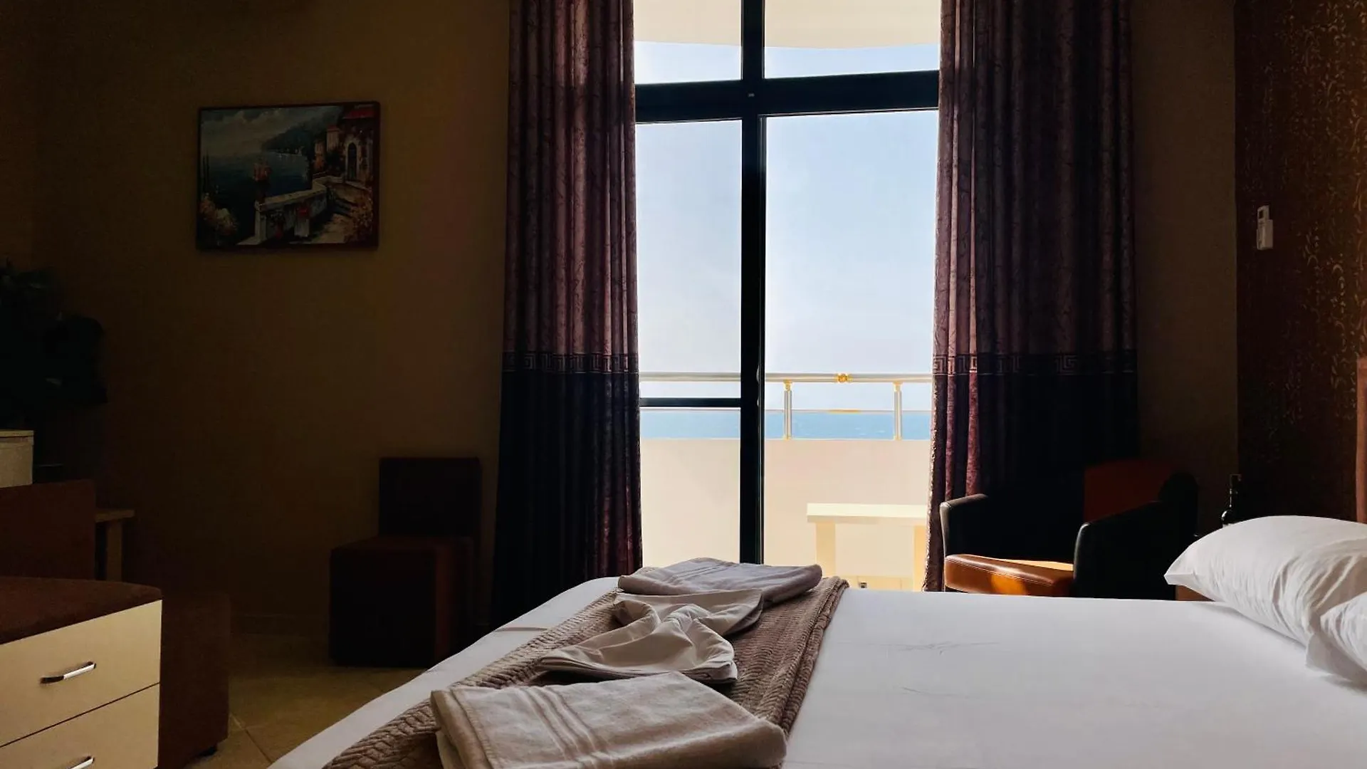 Vila3 Hotel Vlorë
