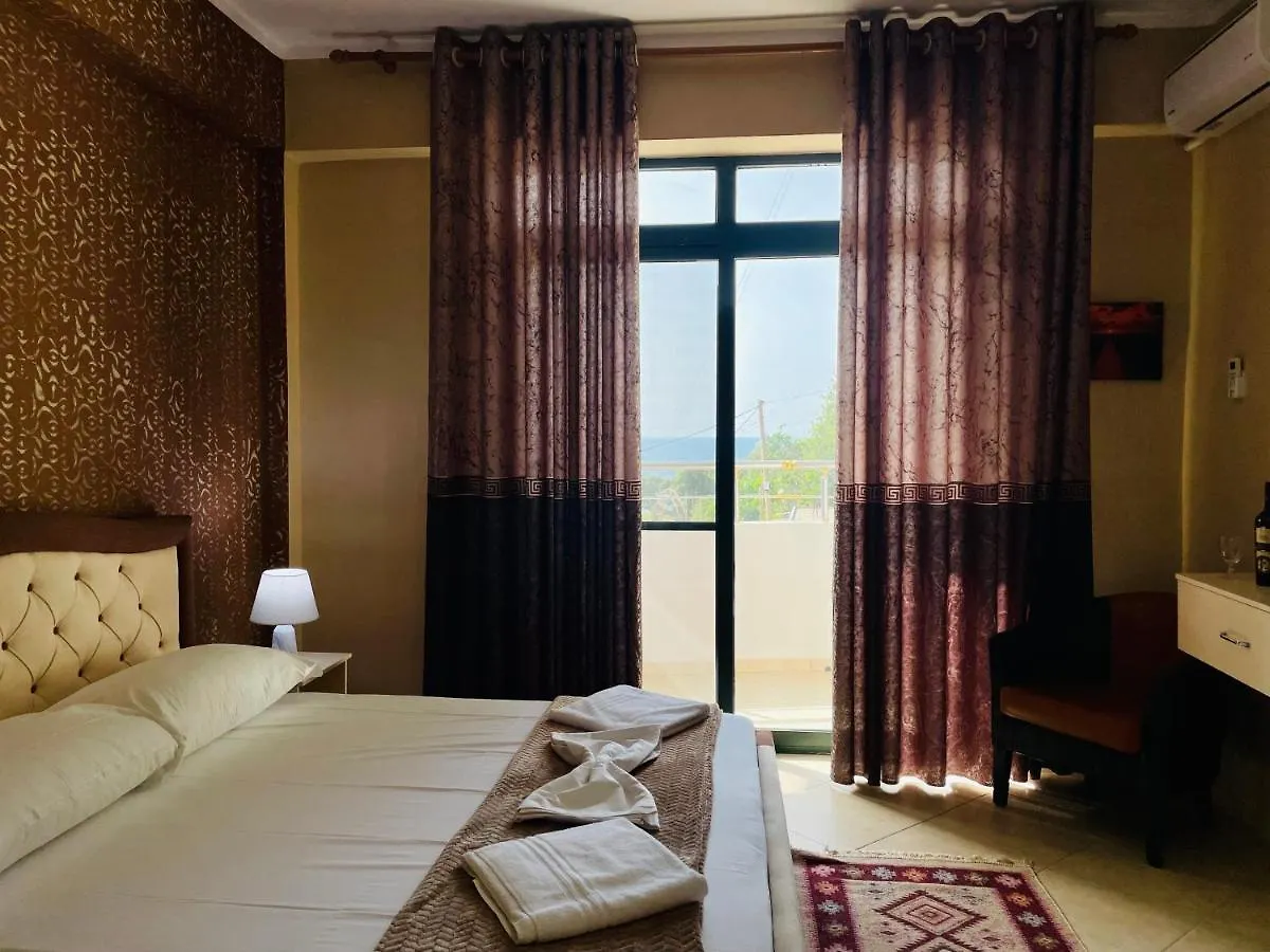 Vila3 Hotel Vlorë