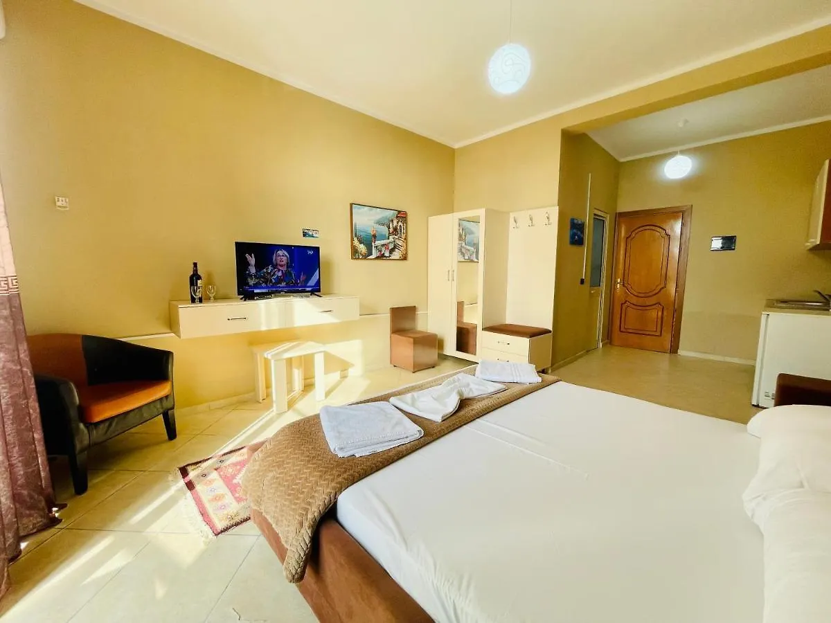 Vila3 Hotel Vlorë