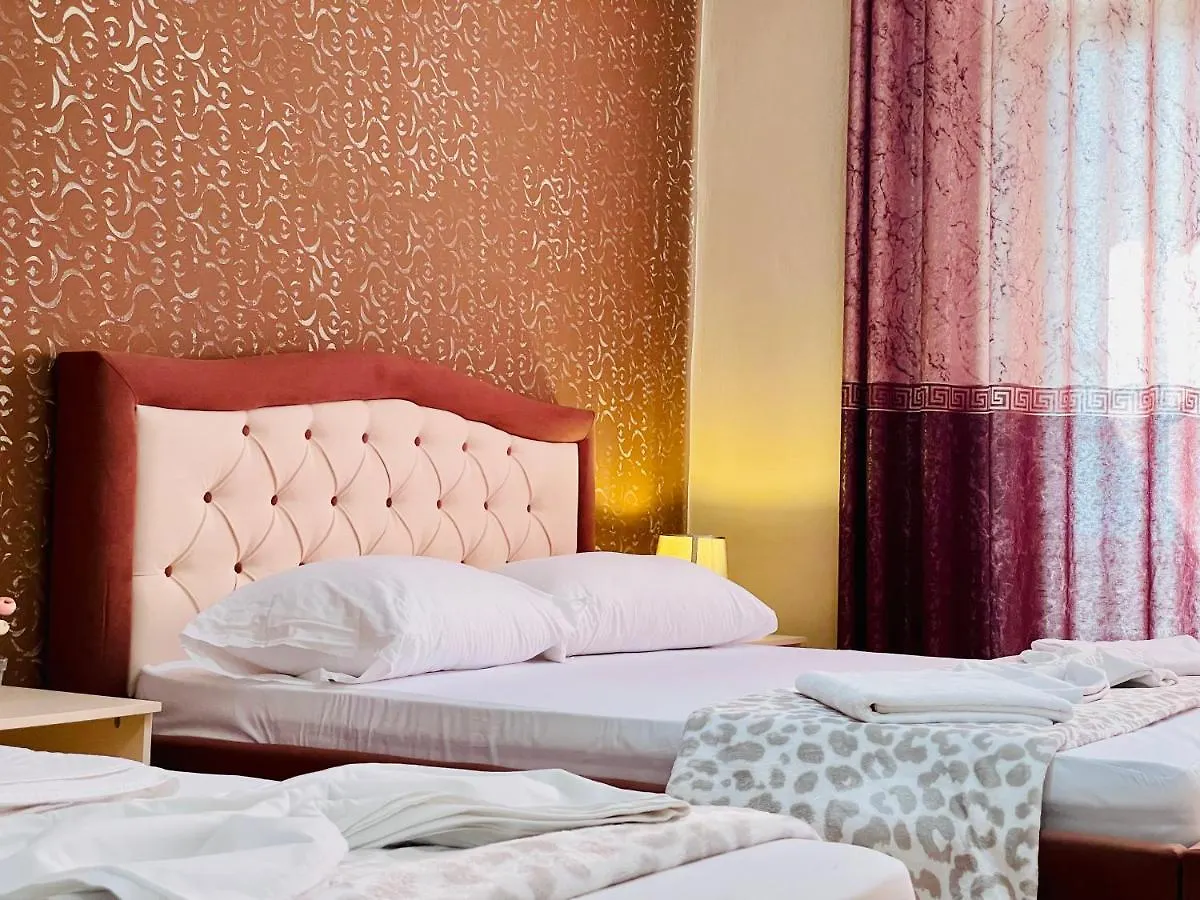 Vila3 Hotel Vlorë