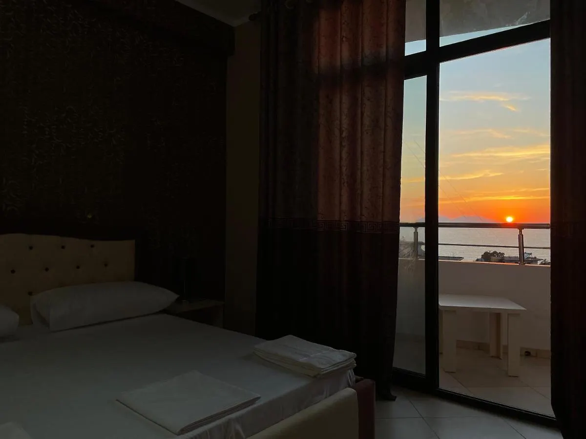 Vila3 Hotel Vlorë
