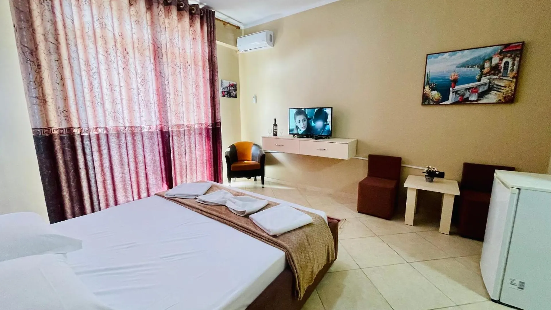 Vila3 Hotel Vlorë