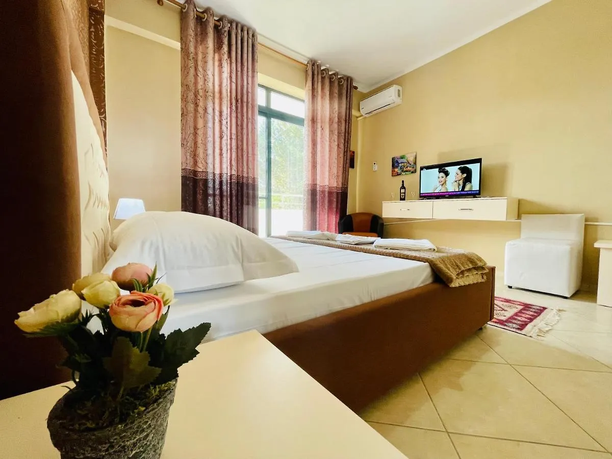 Vila3 Hotel Vlorë
