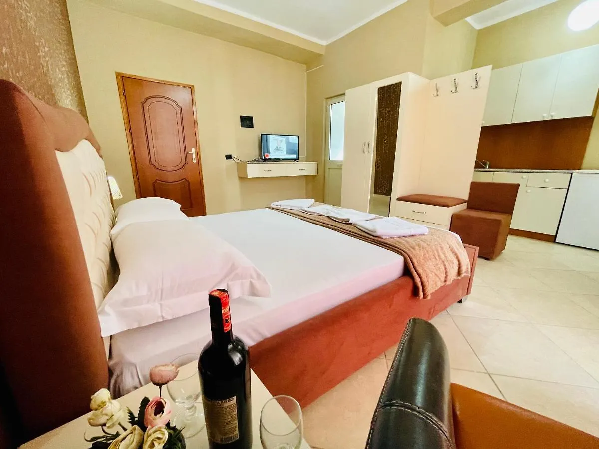 Vila3 Hotel Vlorë