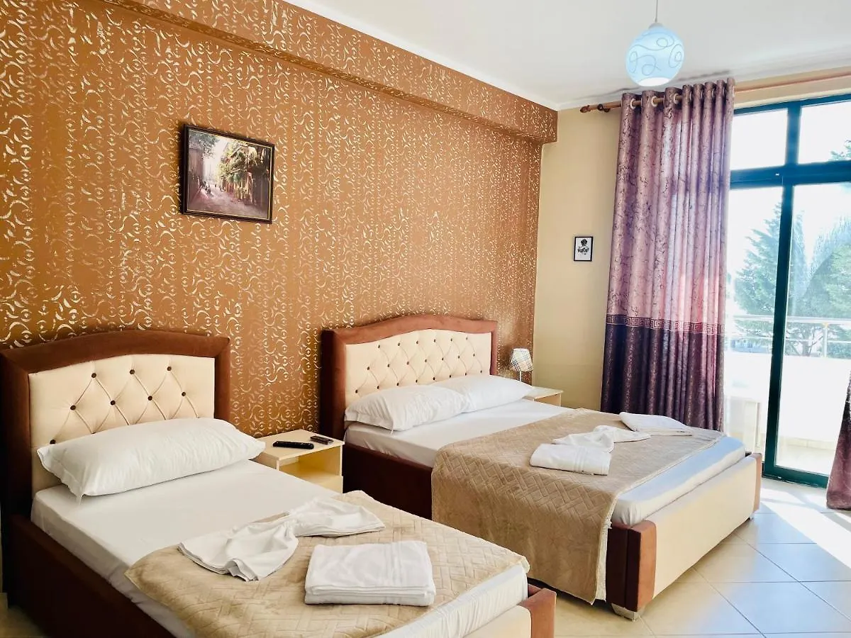 Vila3 Hotel Vlorë
