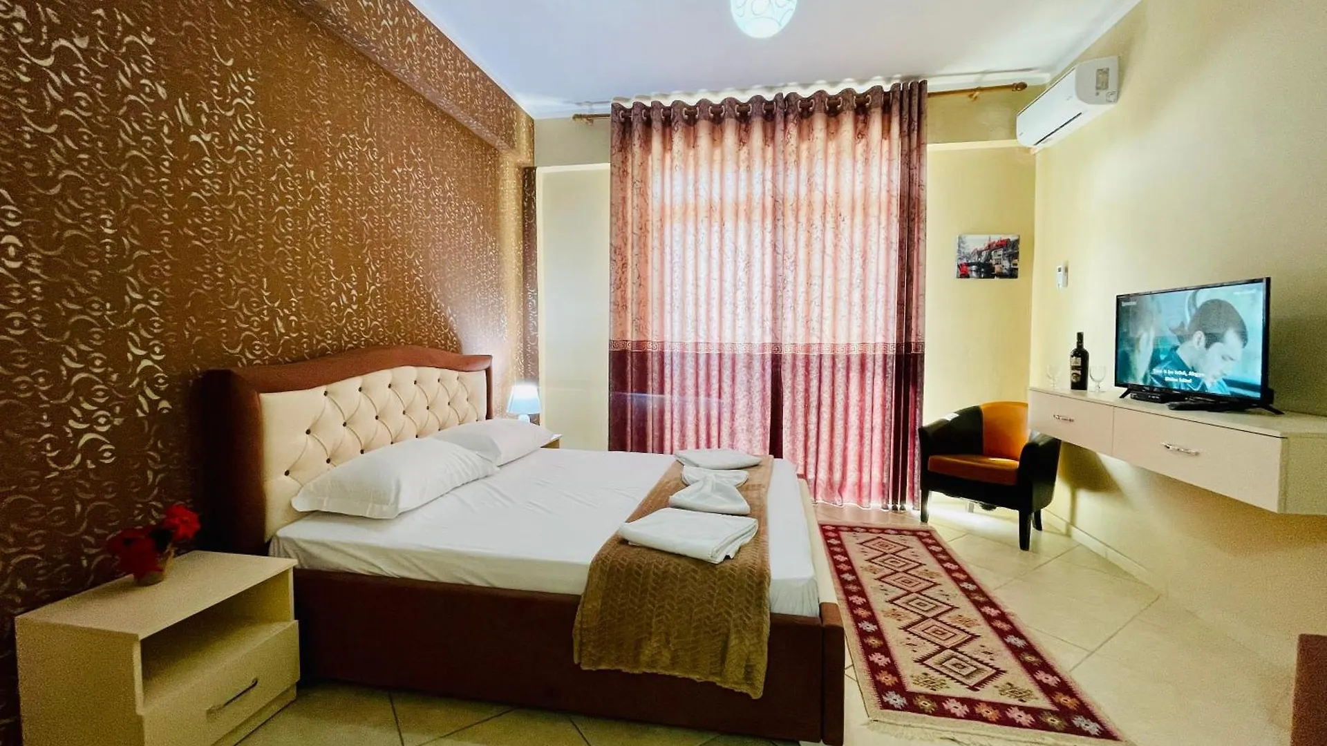 Vila3 Hotel Vlorë