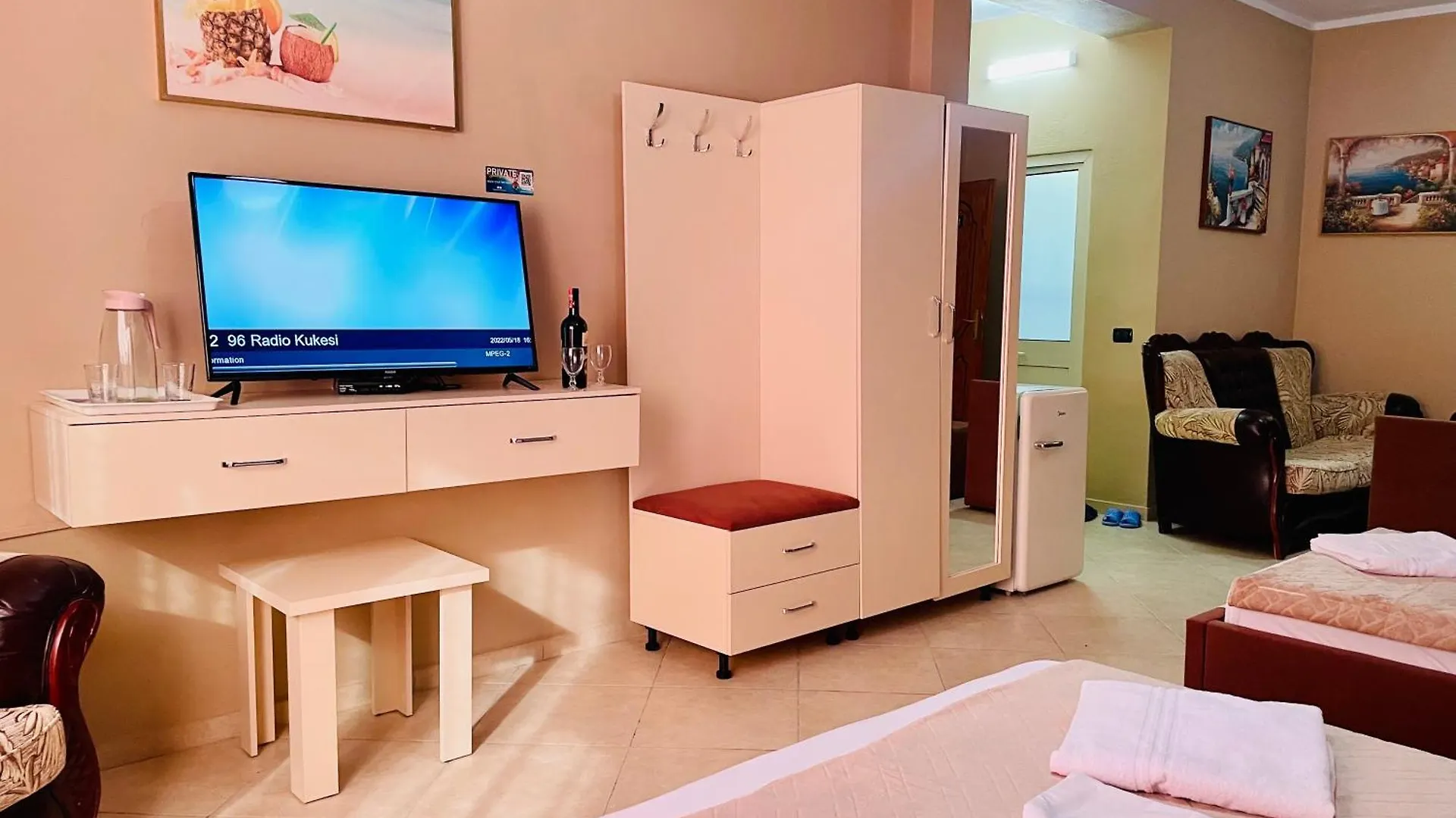 Vila3 Hotel Vlorë